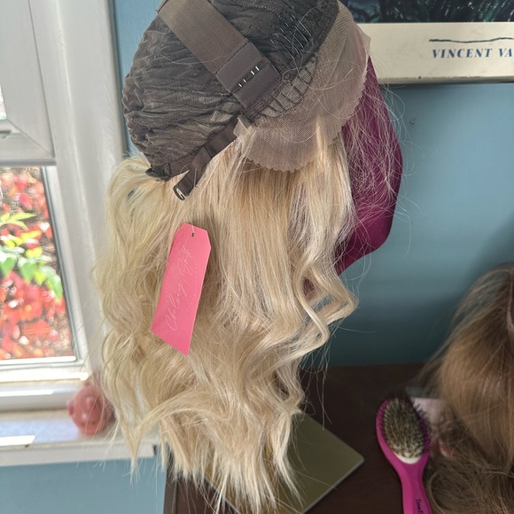 Chelsey Smith Cosmetics Addie - Picture 10 of 13